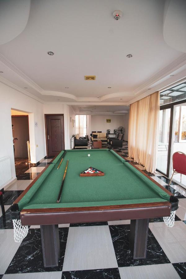 Pʼotʼi Hotel Park Green מראה חיצוני תמונה