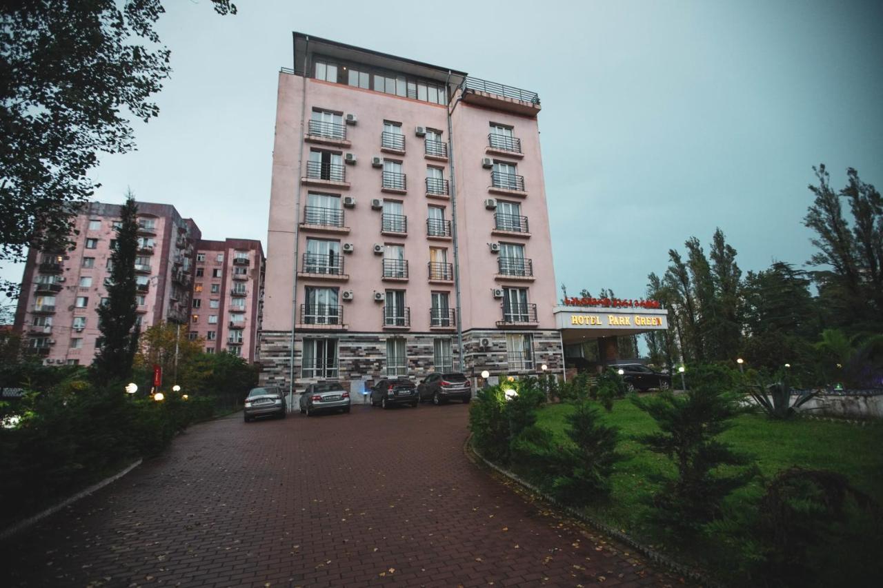 Pʼotʼi Hotel Park Green מראה חיצוני תמונה
