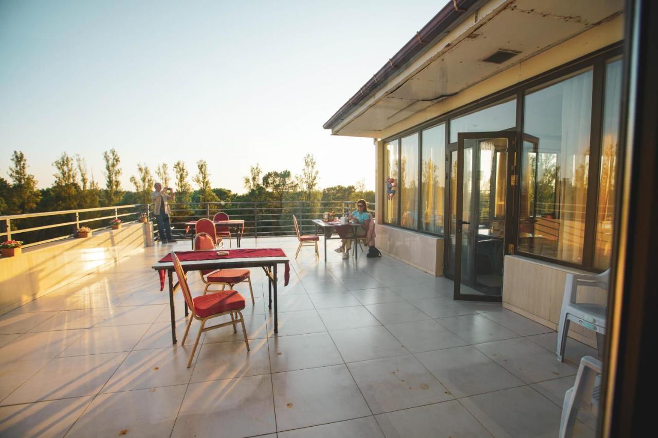 Pʼotʼi Hotel Park Green מראה חיצוני תמונה
