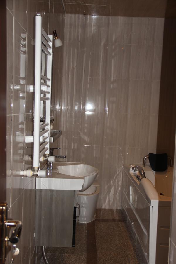 Pʼotʼi Hotel Park Green מראה חיצוני תמונה